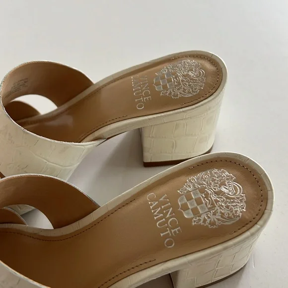 Vince Camuto Leather Jorkita Mules Size 5.5 | NWOB - Picture 5 of 7
